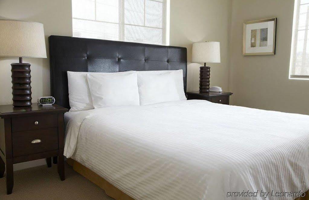 Oakwood Crystal City Арлингтон Экстерьер фото